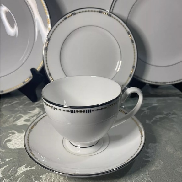 Rare Waterford Crystal Basque China 6 Piece Place Setting Discontinued Vintage - Picture 5 of 16